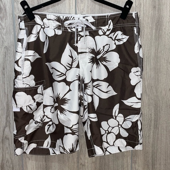 Old Navy Brown & White Floral Surf Shorts Lined Cargo Pocket Tie Front Sz M - Picture 11 of 11
